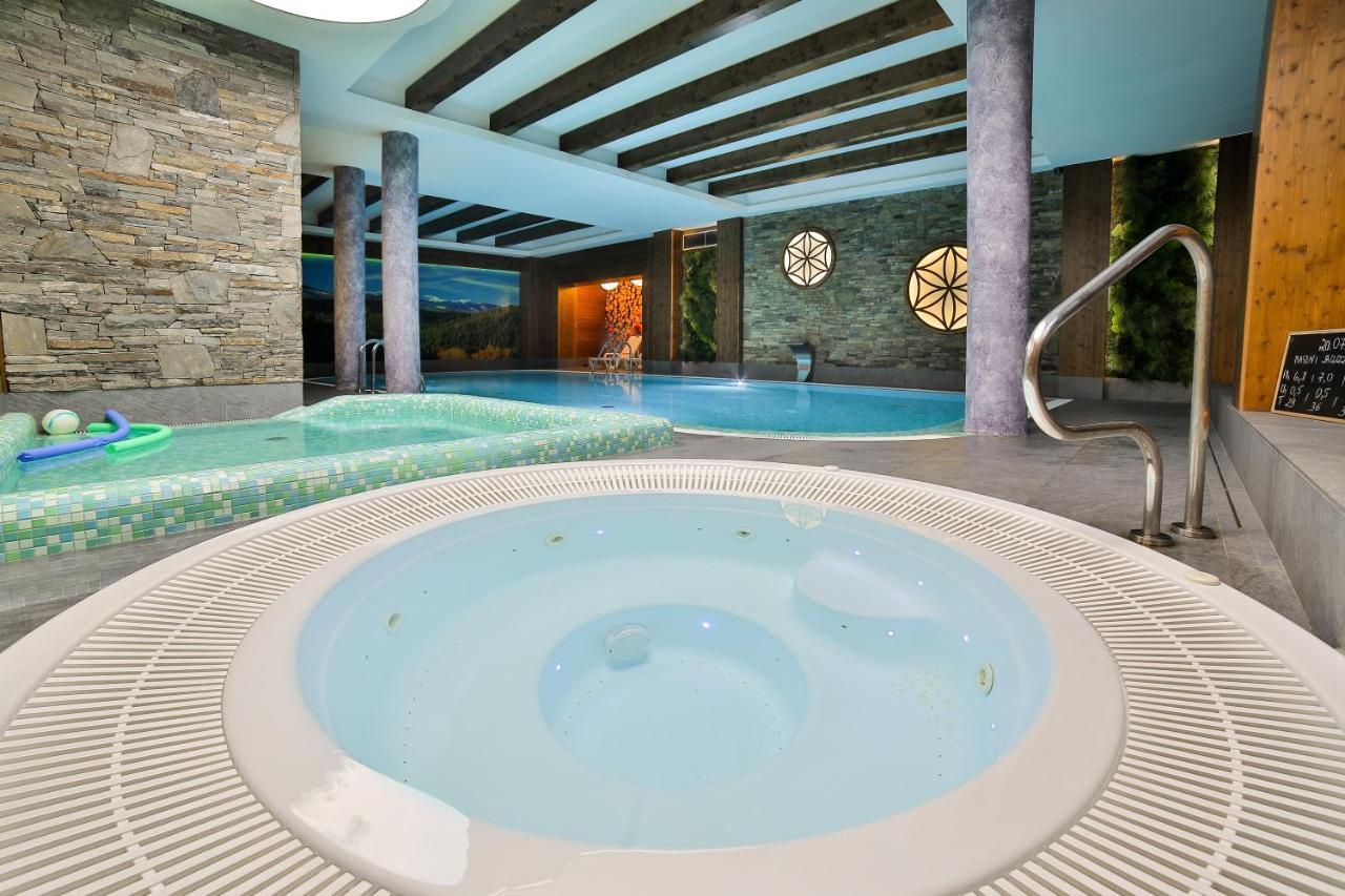 雅沃尔酒店及spa 扎沃亚 外观 照片